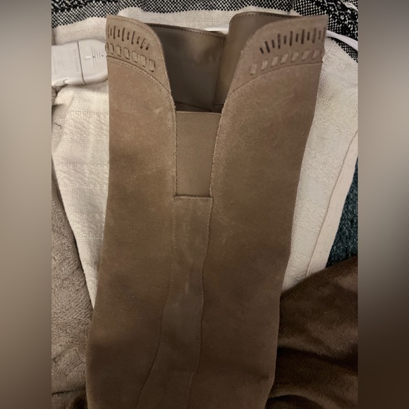 Vince Camuto 🔥 Over the knee Suede Boot 🔥 Sz 7  ⭐️NWOT⭐️ - Picture 7 of 7